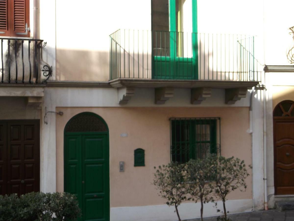 Villa Centrostoricolipari Exterior foto